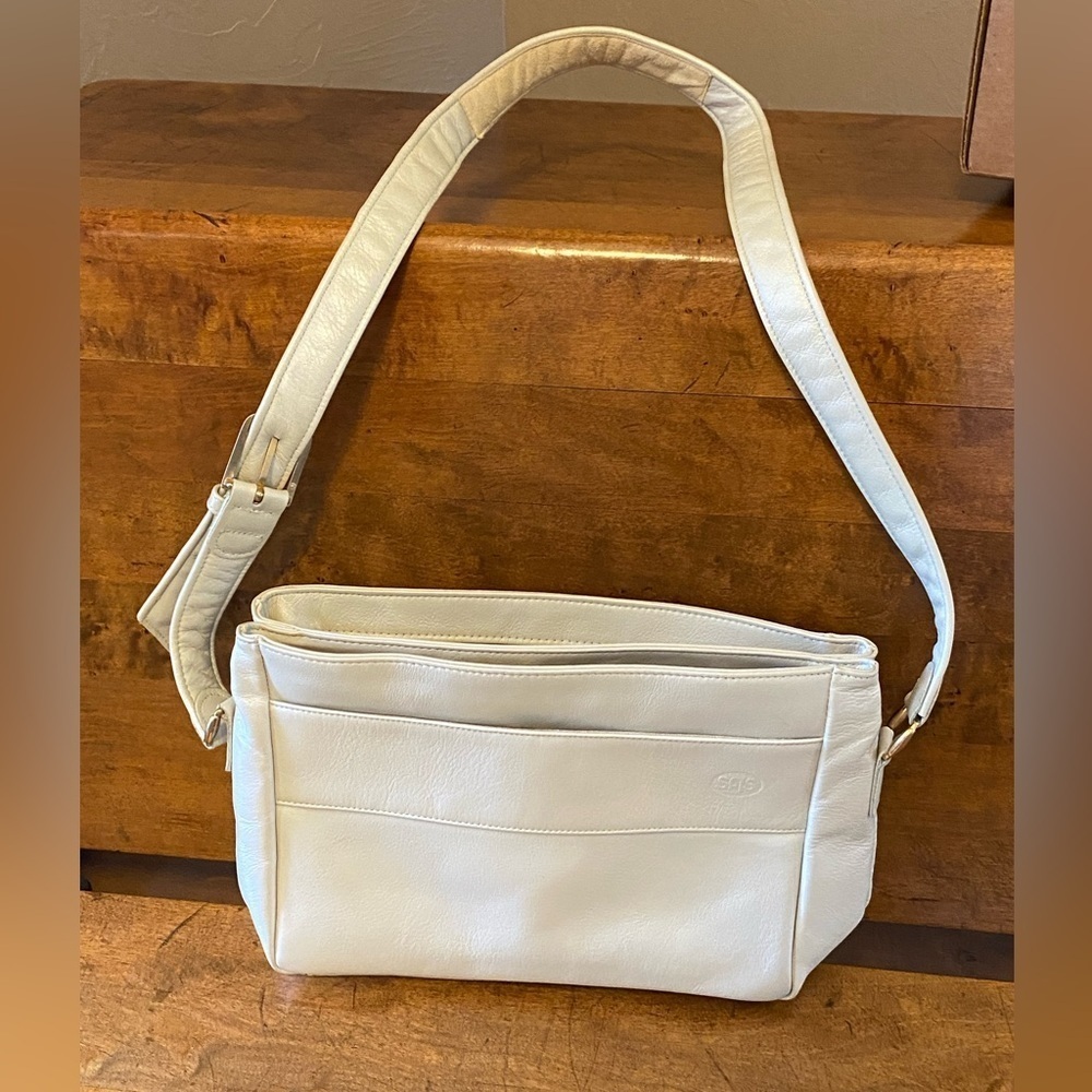Vtg SAS Cream Pebbled Leather Made in the USA Shoulder Bag